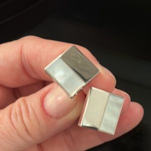 Cufflinks Mother of pearl and stainless with pouch.